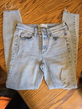 Mudd Skinny Jeans